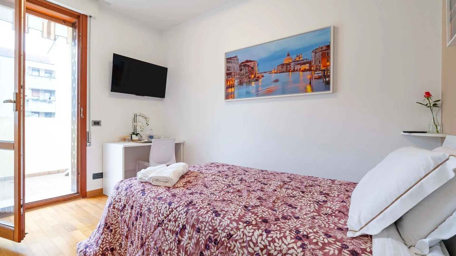 Bed & Breakfast Venice Friends Mestre Italy
